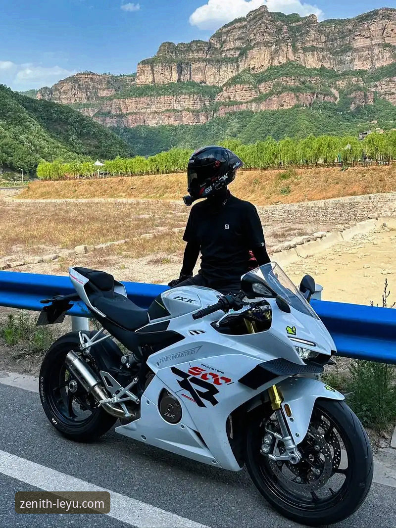 乐鱼官网登录常见问题 德比斯最后一圈逆袭vs加西亚摔车:张雪机车匈牙利站夺冠全纪录